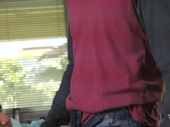 In den arsch, Arsch, Arschlecken, Grosse titten, Braunhaarige, Handjob, Küche, Rasiert