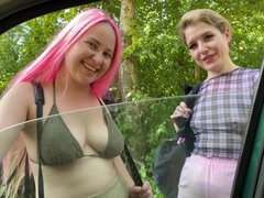 18 ans, Amateur, Gros seins, Sucer une bite, 2 femmes 1 homme, De plein air, Suçant, Plan cul à trois