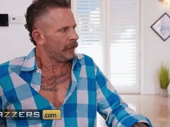 Grosse bite, Gros seins, Sucer une bite, Tir de sperme, Branlette thaïlandaise, Hd, Nue, Plan cul à trois