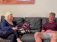 Belle grosse femme bgf, Gros seins, Sucer une bite, Plantureuse, Hard, Massage, Mature, Maman