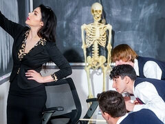 18 летние, Большая жопа, Большие сиськи, Минет, Собачьи, Групповуха, Тощие, Молоденькие