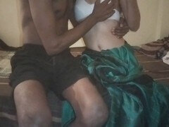 18 años, Celebridad, Casero, Marido, Indio, Besar, Masaje