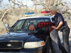 アメリカ人, ブロンド, フェラチオ, 車, なめる, 淫乱熟女, ポリス, ユニフォーム