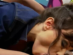 18 años, Verga grande, Mamada, Polla, Corridas faciales, Sexo duro, Monstruo, Adolescente