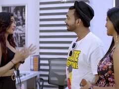 Tetas grandes, Hotel, Indio, Madres para coger, Tetas naturales, Orgía, Tetas, Esposa