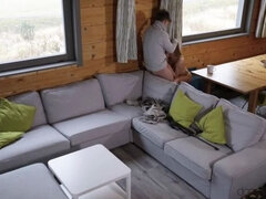 Blasen, Braunhaarige, Besamung, Schwanz, Hundestellung, Muschi, Kurzes haar, Tanga