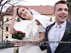 Sucer une bite, Mariée, Cocu, Tchèque, Européenne, Lingerie, Réalité, Adolescente