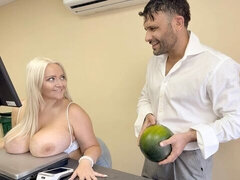 Pure Lana's curvy xxx