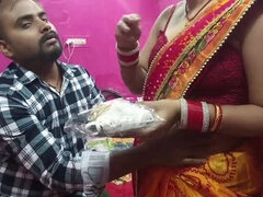 Enthousiasteling, Pijpbeurt, Hd, Indisch, Zoenen, Natuurlijke tieten, Zuigen, Vrouw