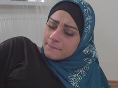 Arabe, Sucer une bite, Brunette brune, Tchèque, Queue, Hard, Hd, Époux mari