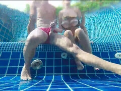 Amateur, Branlette thaïlandaise, Fait maison, De plein air, Public, Maillot de bain, Adolescente, Voyeur