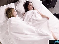 デカパイ, ブロンド, 茶髪の, カップル, Hd, レズビアン, ゴムタイツ, ティーン