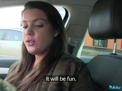 Amateur, Sucer une bite, Voiture, Éjaculation interne, Branlette thaïlandaise, De plein air, Pov, Chatte