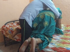 18 летние, Тетя, Большая жопа, Мамочка, Соски, Крошечные, На публике, Молоденькие