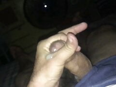 Antes de dormir, una deliciosa paja