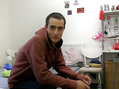 Dude literally fucks himself before taking a load