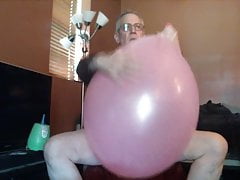 Four Big Soft Balloons Exploded! - Retro - Balloonbanger