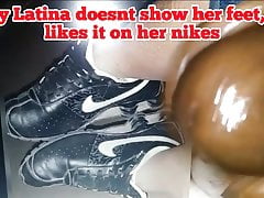 SEXY LATINA likes it on her sneakers