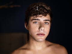 Inked DILF grants twink the best facial in mind-blowing XXX