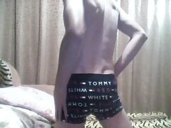 Masturbate of tommy undie