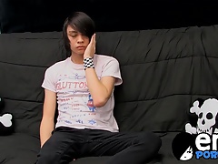 Emo twink Roxy enjoys a glass dildo while he wanks his cock