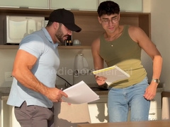 DiegoM smashs twink glasses