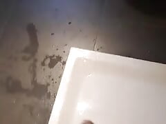 Playing with that hard cock in the shower ☺️