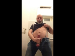 1ncandenza wets his denim and goons til completion