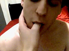 Erik Reese blows Trace van de Kamp pecker