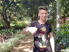 Ricky Iglesias - Handjob 2