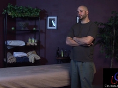 Bearded David Chase Gives Likes His Man meat Rubdown Sesh