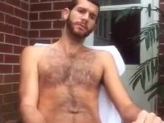 Str8 men jerk off in front yard 8