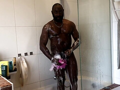 (Biorksen) Take a shower with me