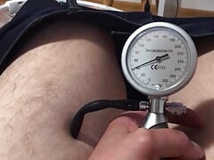 Must see male squirting with subincision