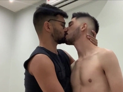 MARCOS GOIANO taking bone from the steaming Joseph Dotado