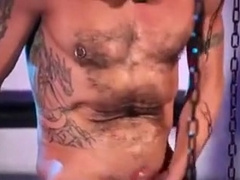 Pajote de tio viendo porno