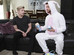 Bunny costume hottie Johnny Ford fucks stepson Jace Madden
