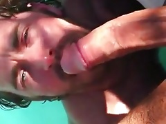 Blowjob in swiming pool (No cum)