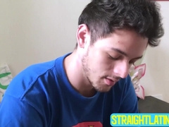 Attractive Maximiliano explodes gooey cum while getting rimmed