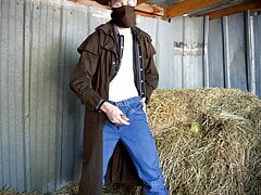 Horny cowboy in trenchcoat wanking his juicy hung cock hard!