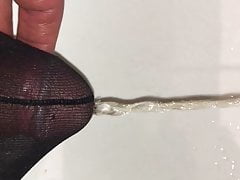 Nylon Pissen