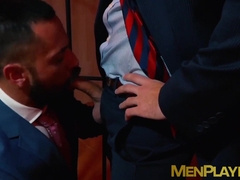 Executive makes out with partner before hammering his ass