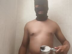 I masturbated for my stepsister, she loves my milk