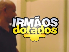 THE CUSTOMER WITH A YAM-SIZED CHISEL PULVERIZED ME