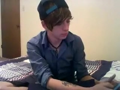 Minet Tatoue Lisse Avec Une Grosse Bite 3