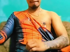 Juan Carlo Felipe - Spiderman Cosplayer Faps with Cum Shot