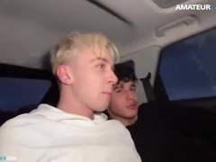 OMG 2 Mates Blow Each Other Off in the Truck Before the Pub