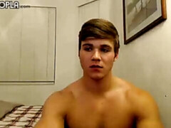 Cam show with a huge cumshot (Kyle Dean)