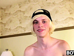 thick lad meatpipe ends up getting attention after interview