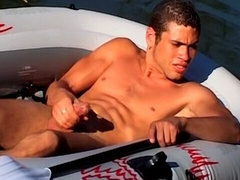 Hot dude Glasiusice masturbates in a fucking boat